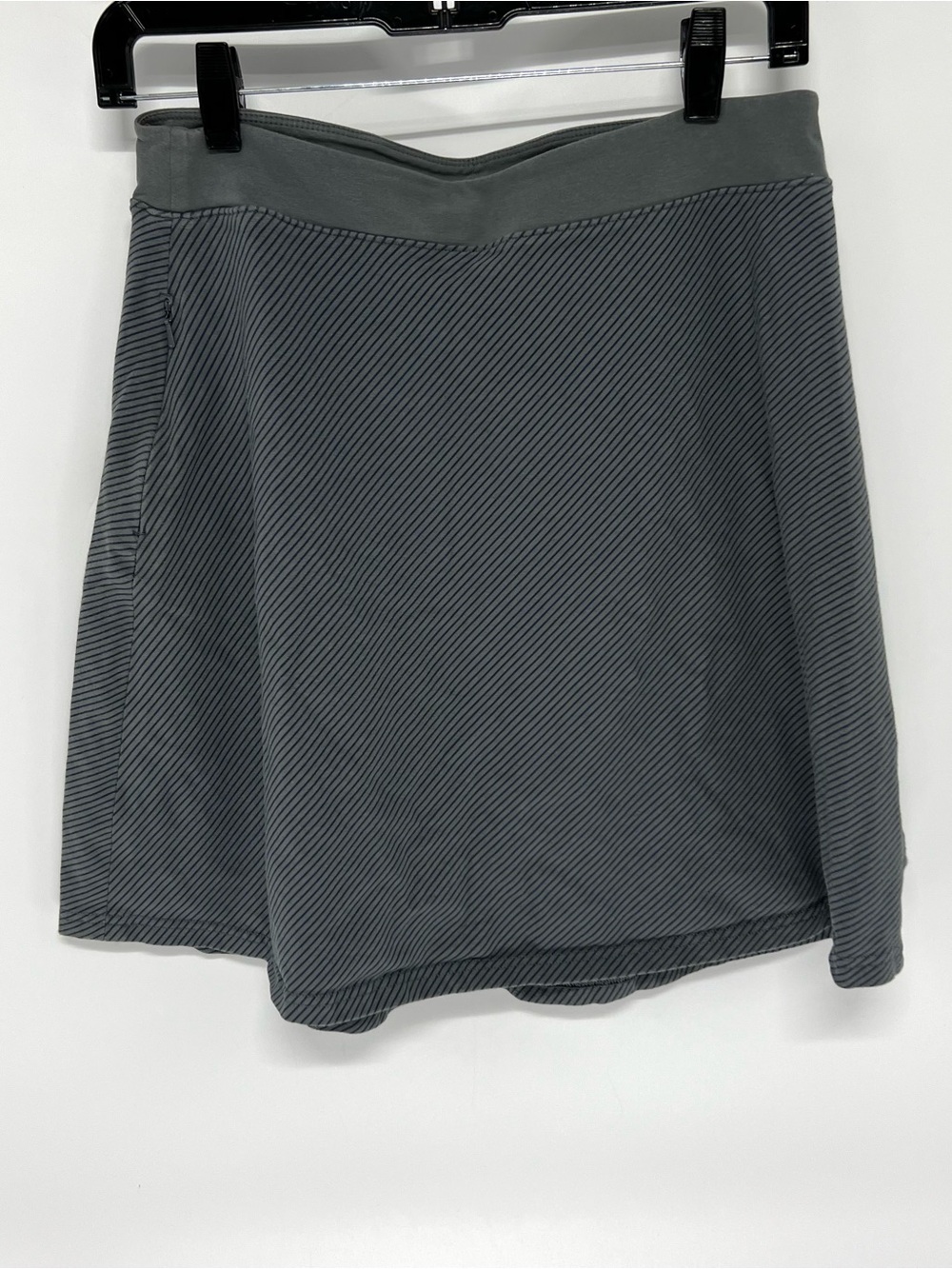 Mountain hardware women’s skirt medium